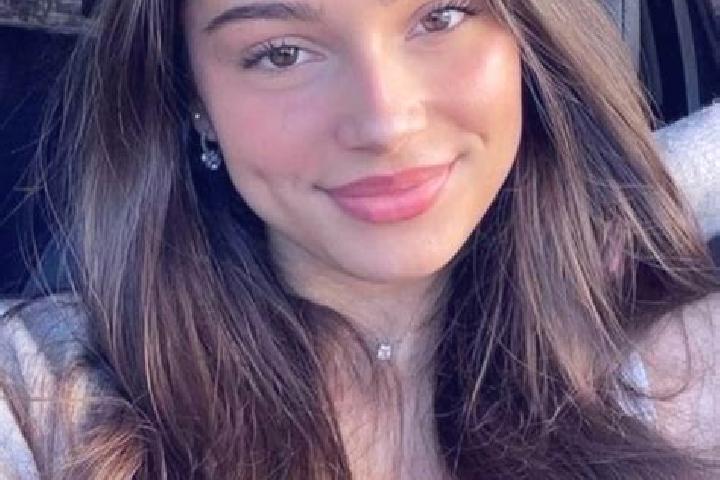 Rose, 25, a brunette hazel-eyed caribbean companion based in Kynsperk nad Ohri. Offering GFE, Travel Companion, A-Level, Couples. Available for incall and ou...