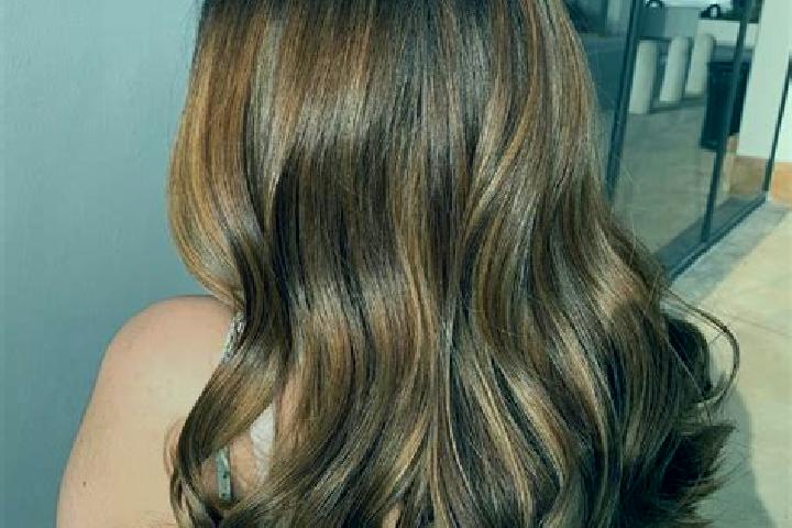 Rose, 25, a chestnut brown-eyed slavic companion based in Guanajuato. Offering Erotic Massage, Striptease, Fetish. Available for incall and outcall, overnigh...