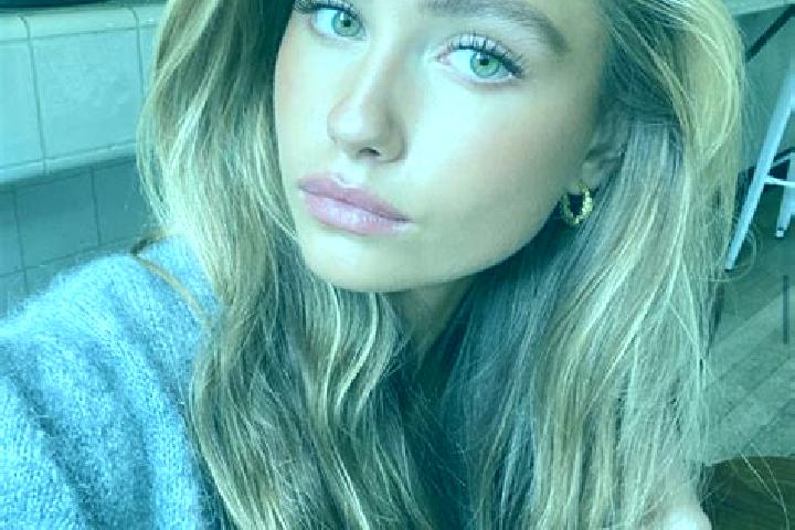 Rose, 25, a dark blonde hazel-eyed mediterranean companion based in Mriyunan. Offering GFE, Duos, Domination. Available for incall and outcall, day and eveni...