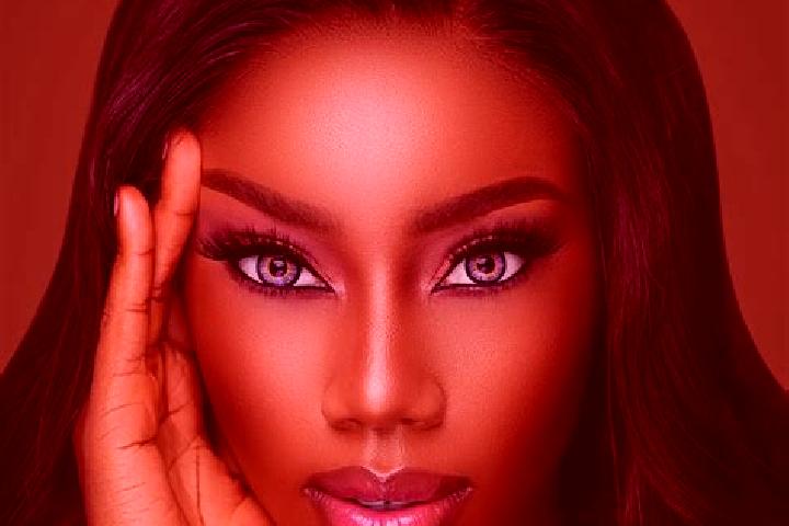 Rose, 25, a red blue-eyed ebony companion based in Yasnogorsk. Offering Erotic Massage, Dinner Date, 69, Party Girl. Available for incall and outcall, day an...