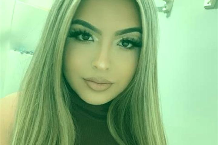 Rose, 25, a red blue-eyed mixed companion based in Grillby. Offering Dinner Date, 69, BDSM, OWO. Available for incall and outcall, overnight bookings available.