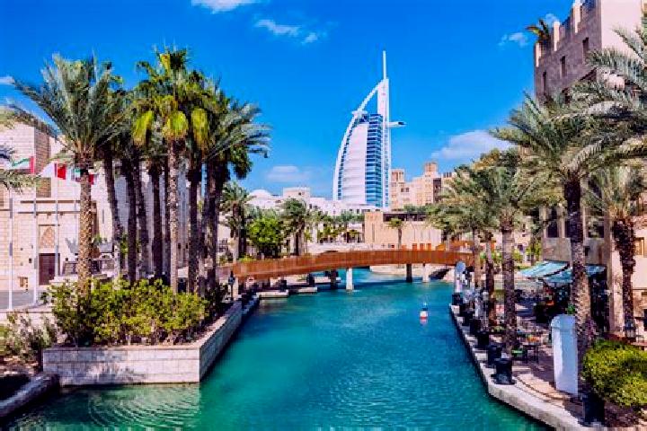 Rose, 25 — Escort in Madinat Khalifah, Qatar