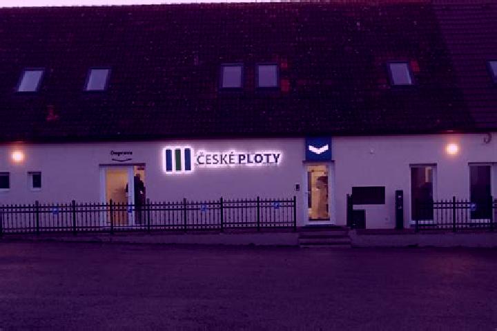 Rose, 25 — Escort in Pocenice-Tetetice, Czech Republic