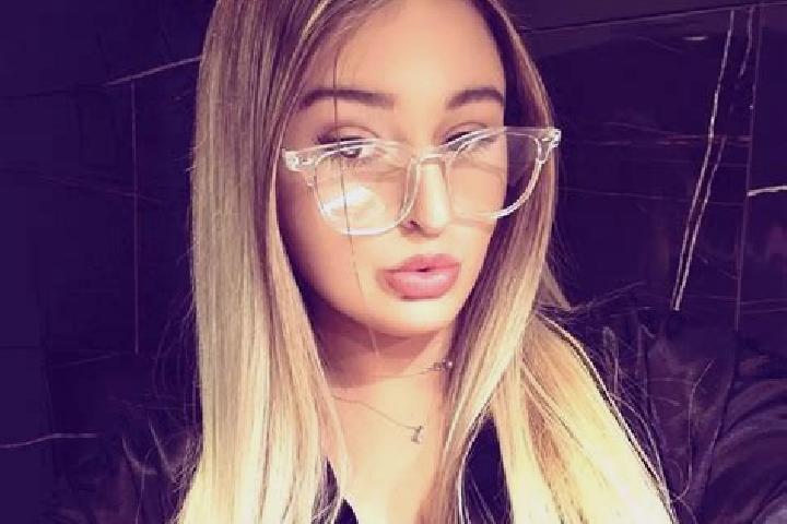 Rose, 25 — Escort in Poiana Campina, Romania