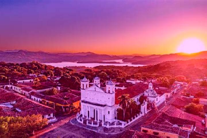 Rose, 25 — Escort in Suchitoto, El Salvador