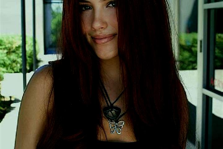 Rose, 26, a auburn dark-eyed european companion based in Senja. Offering Overnight, Fetish, Girlfriend Experience. Available for incall and outcall, overnigh...