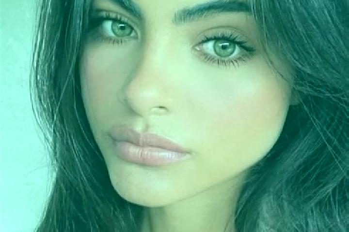 Rose, 26, a blonde dark-eyed indian companion based in Midoun. Offering Fetish, Overnight. Available for incall and outcall, day and evening dates.