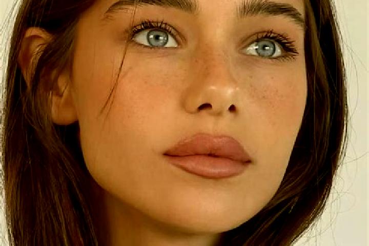 Rose, 26, a brunette brown-eyed indian companion based in Puerto de Valle. Offering Fetish, Massage. Available for incall and outcall, overnight bookings ava...