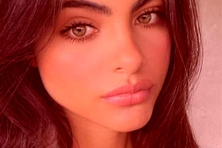 Rose, 26, a brunette green-eyed european companion based in Moinhos. Offering Couples, Dinner Date, Deep French Kissing. Available for incall and outcall, ov...