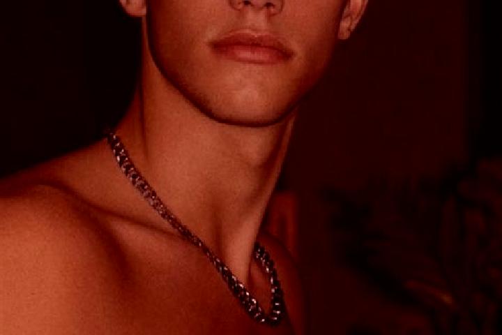 Rose, 26, a brunette grey-eyed caribbean companion based in Henschleben. Offering CIM, OWO, Fetish, BDSM. Available for incall and outcall, day and evening d...