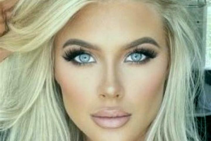 Rose, 26, a platinum blonde brown-eyed mediterranean companion based in Wychwood. Offering Duos, Girlfriend Experience, Dinner Date, Striptease, Roleplay. Av...