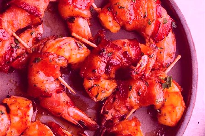 Rose, 26, a red blue-eyed caribbean companion based in Bacon. Offering OWO. Available for incall and outcall, day and evening dates.