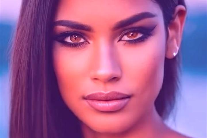Rose, 26, a red dark-eyed latina companion based in Petropavlovskaya. Offering Prostate Massage, GFE, Deep French Kissing, A-Level, 69. Available for incall ...
