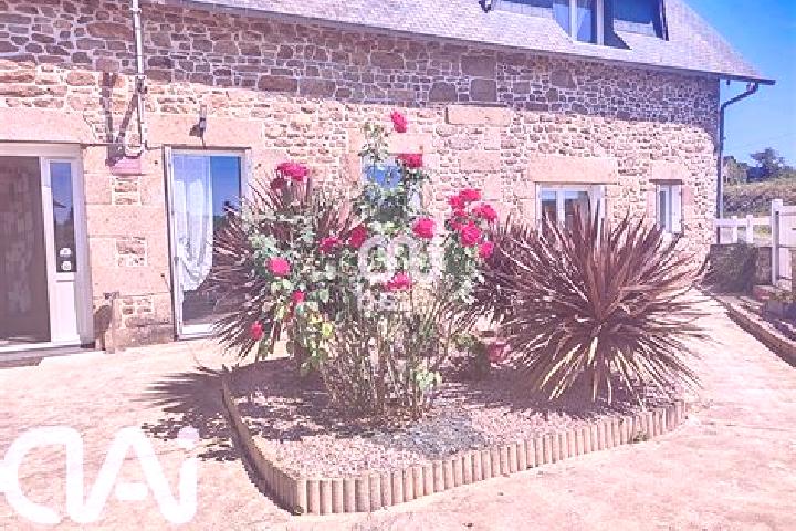Rose, 26 — Escort in Bazouges-la-Perouse, France