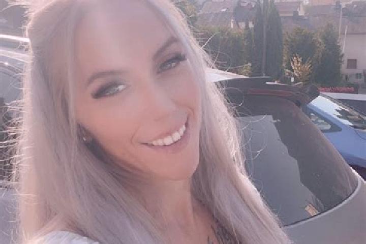 Rose, 26 — Escort in Birlenbach, France