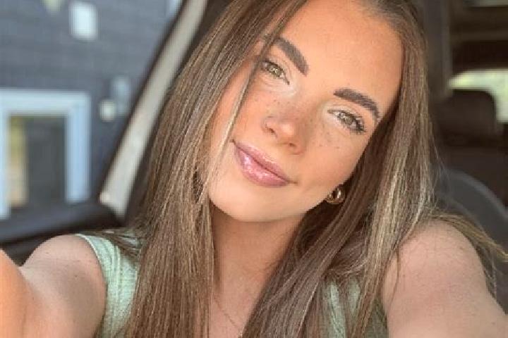 Rose, 26 — Escort in Rusagonis, Canada
