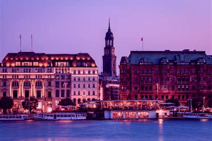 Rose, 26 — Escort in Trekanten, Sweden