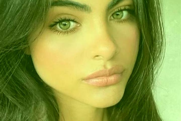 Rose, 27, a auburn dark-eyed indian companion based in Santa Cruz de Paniagua. Offering Tantra, Couples, Massage. Available for incall and outcall, overnight...
