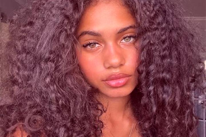 Rose, 27, a black grey-eyed ebony companion based in Stefani. Offering 69, GFE, Domination. Available for incall and outcall, day and evening dates.