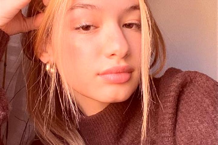 Rose, 27, a blonde brown-eyed caucasian companion based in Kargicak. Offering Travel Companion, Girlfriend Experience, Dinner Date, Roleplay. Available for i...