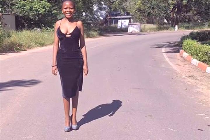 Rose, 27 — Escort in Bokaa, Botswana