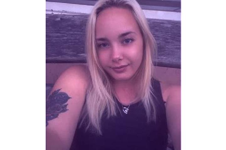 Rose, 27 — Escort in Doge, Hungary