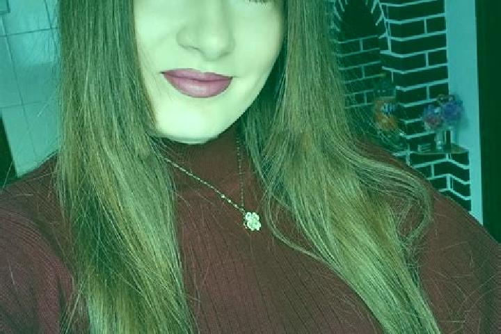 Rose, 27 — Escort in Fundu Hertii, Romania