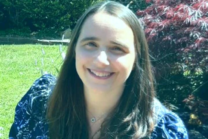 Rose, 27 — Escort in Hawarden, United States