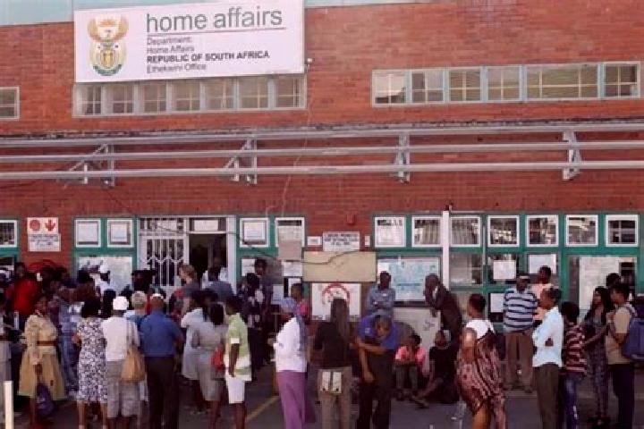 Rose, 27 — Escort in Humansdorp, South Africa
