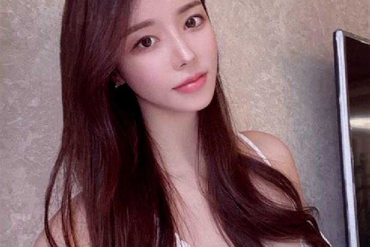 Rose, 27 — Escort in Kavaklibag, Turkey