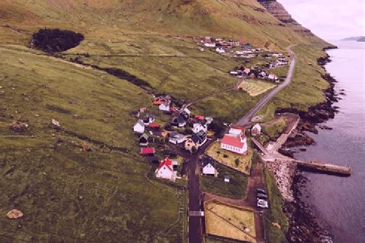 Rose, 27 — Escort in Kunoy, Faroe Islands