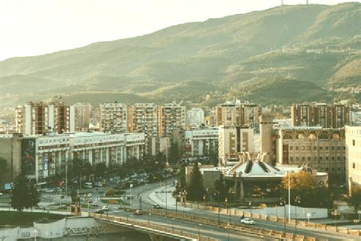 Rose, 27 — Escort in Podmocani, North Macedonia