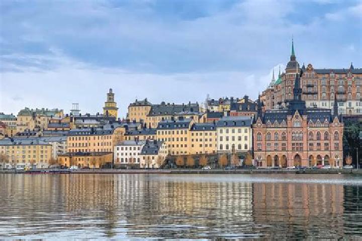 Rose, 27 — Escort in Stidsvig, Sweden