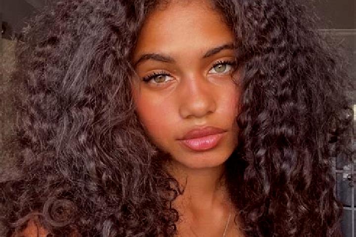 Rose, 28, a black grey-eyed ebony companion based in Xhendremael. Offering Roleplay, BDSM, 69. Available for incall and outcall, overnight bookings available.