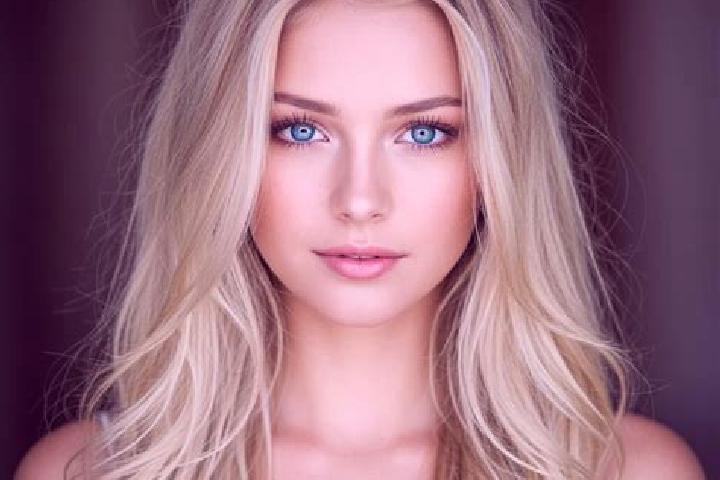 Rose, 28, a blonde amber-eyed mixed companion based in Bobeck. Offering Overnight, Domination, Duos. Available for incall and outcall, overnight bookings ava...