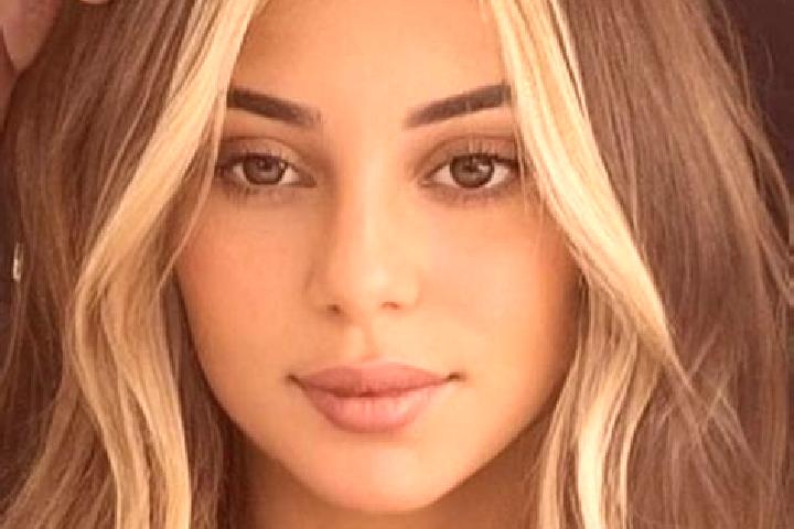 Rose, 28, a blonde brown-eyed ebony companion based in Yanhu. Offering Erotic Massage, Travel Companion, Massage, Roleplay, Overnight. Available for incall a...