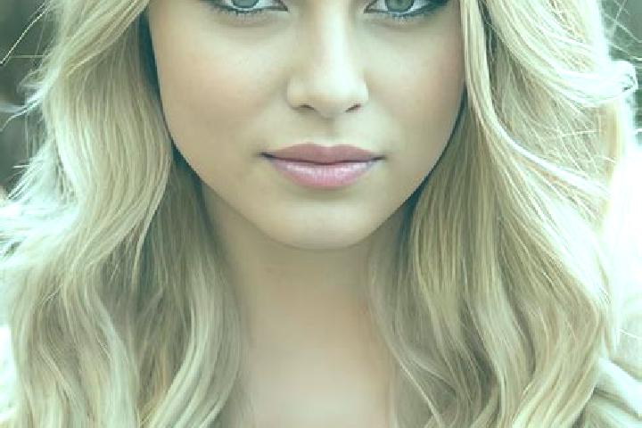 Rose, 28, a dark blonde amber-eyed asian companion based in Schelluinen. Offering Overnight, Party Girl, Deep French Kissing, A-Level, Domination. Available ...