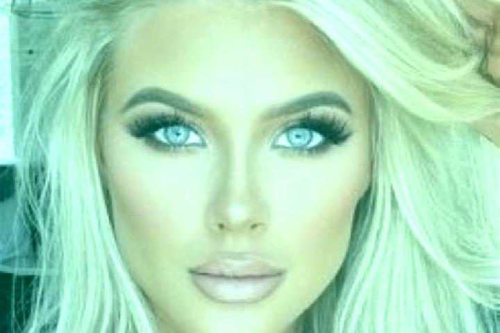 Rose, 28, a platinum blonde dark-eyed latina companion based in Briagolong. Offering Girlfriend Experience, Striptease, Overnight, BDSM, Massage. Available f...