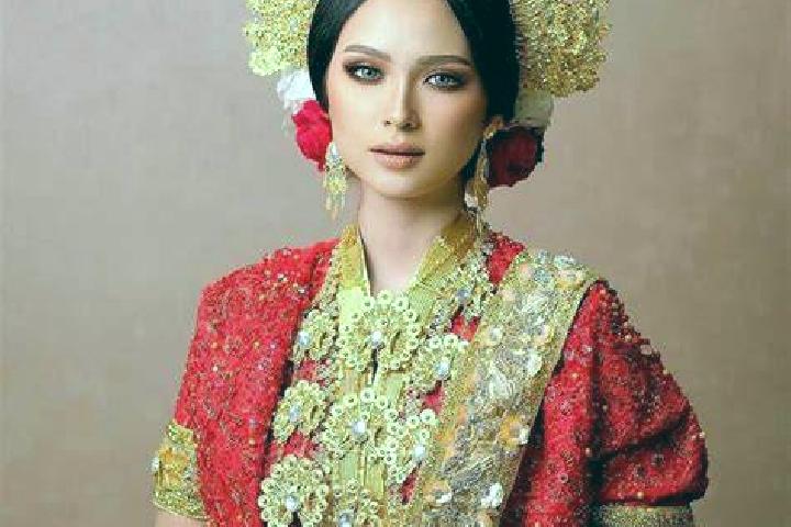 Rose, 28 — Escort in Bugis, Indonesia