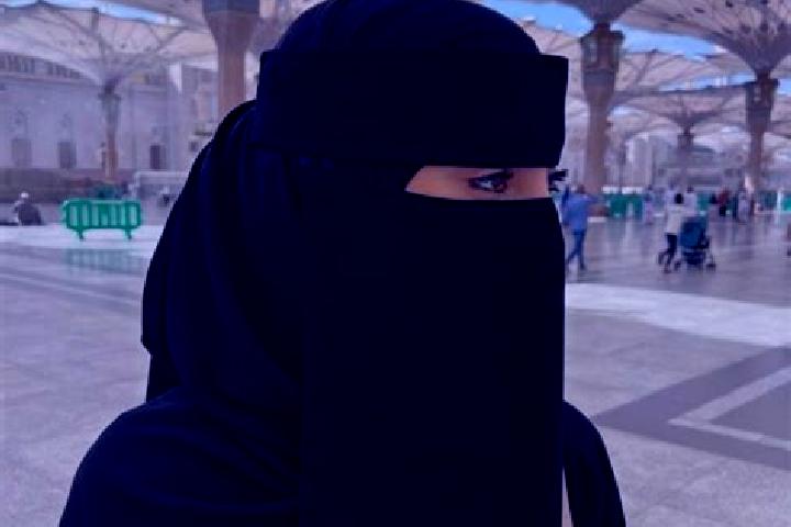 Rose, 28 — Escort in Burqah, Palestine