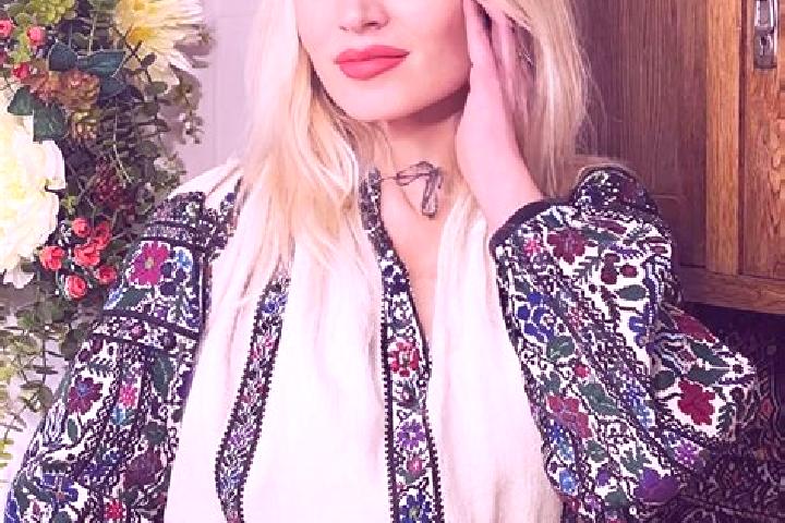Rose, 28 — Escort in Kitsman, Ukraine