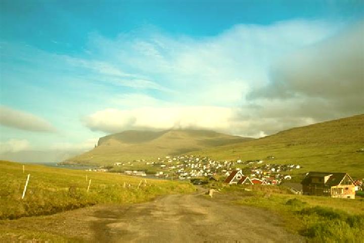 Rose, 28 — Escort in Midvagur, Faroe Islands