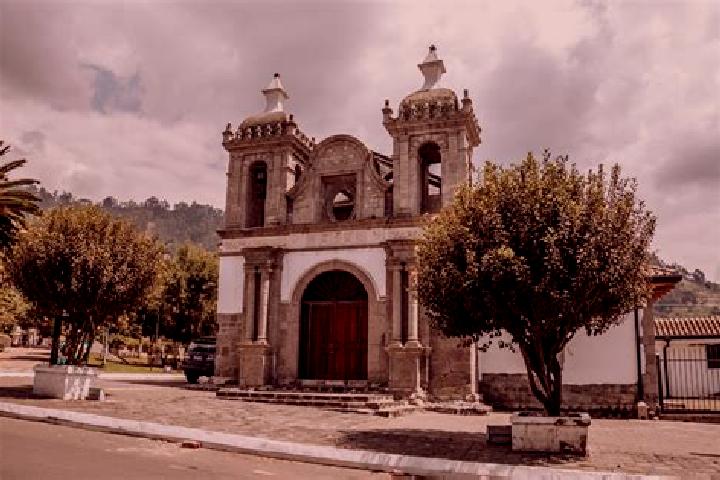 Rose, 28 — Escort in San Bartolome de Pinllo, Ecuador