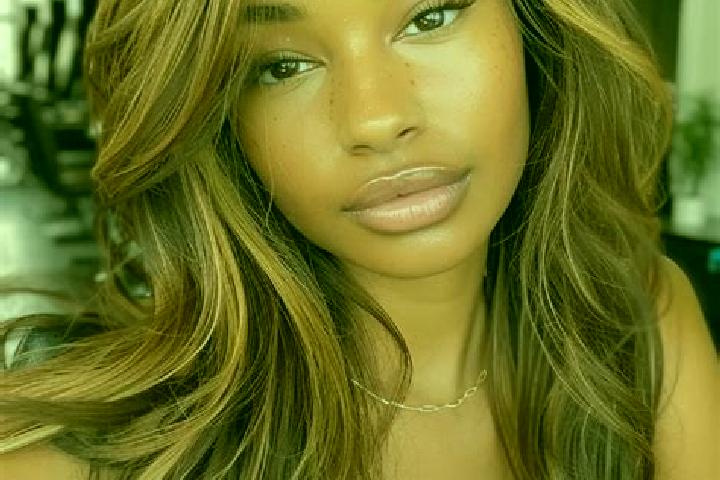 Rose, 29, a dark blonde brown-eyed caribbean companion based in El Huitchaca. Offering Tantra, Party Girl, Travel Companion, OWO. Available for incall and ou...