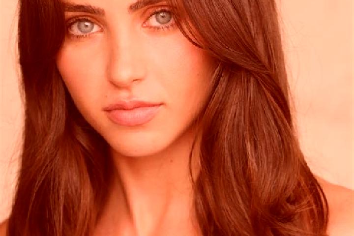 Rose, 29, a dark blonde brown-eyed latina companion based in Bicazu Ardelean. Offering A-Level, Travel Companion, CIM, Striptease, Domination. Available for ...