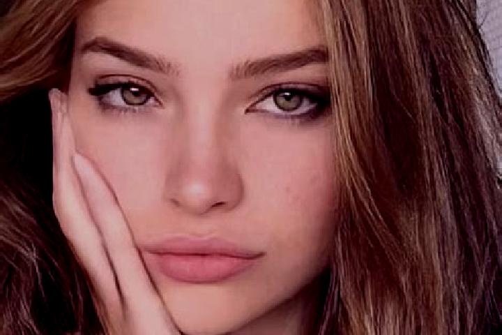 Rose, 29, a dark blonde hazel-eyed european companion based in Mena. Offering Roleplay, Striptease, Travel Companion, Girlfriend Experience. Available for in...