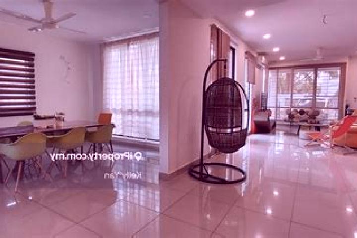 Rose, 29 — Escort in Bandar Kinrara, Malaysia