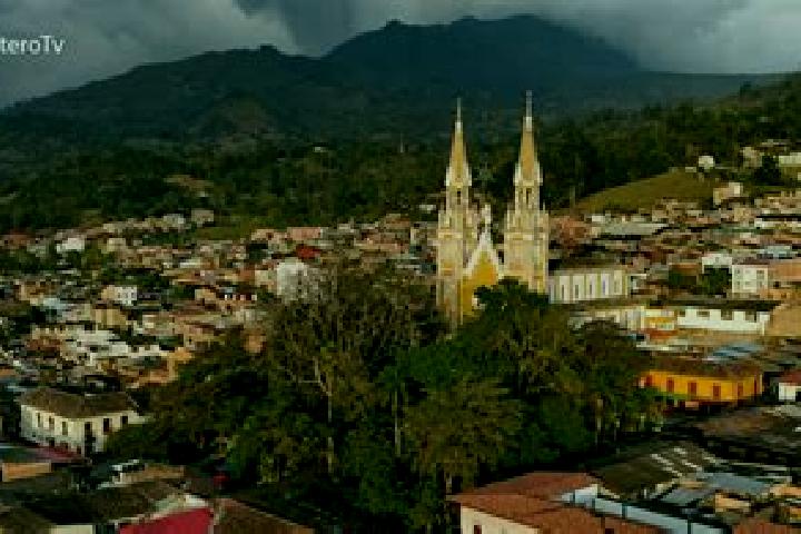 Rose, 29 — Escort in Chinavita, Colombia