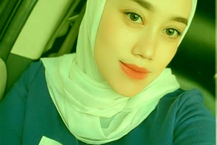 Rose, 29 — Escort in Cibongas, Indonesia