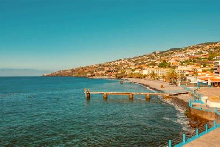 Rose, 29 — Escort in Damaia, Portugal